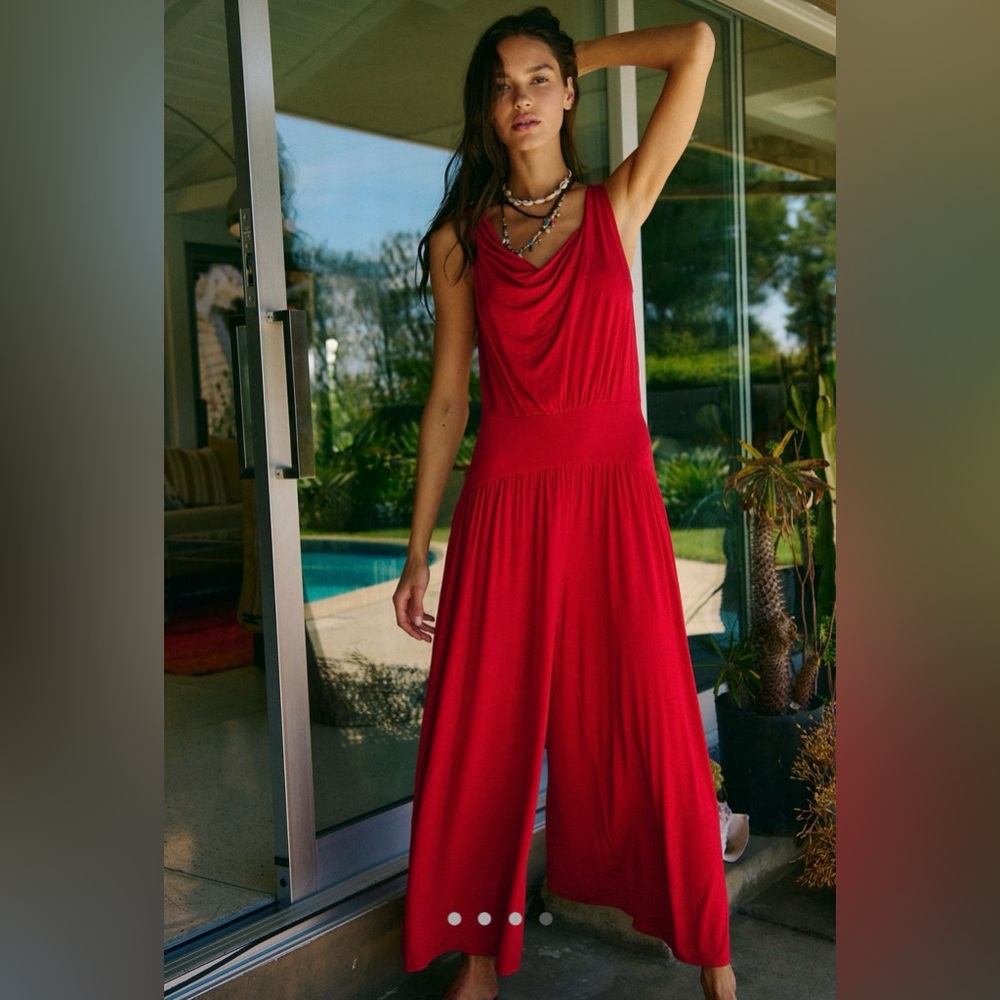 Free People royale one piece in red scarlet size large - Picture 4 of 9